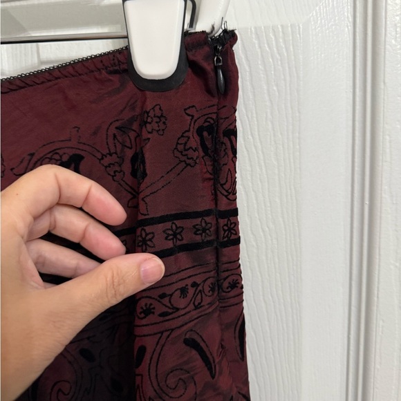 MSK Burgundy Black Flocked Velvet A-Line Skirt Women’s Large Style 38865 - Picture 4 of 7